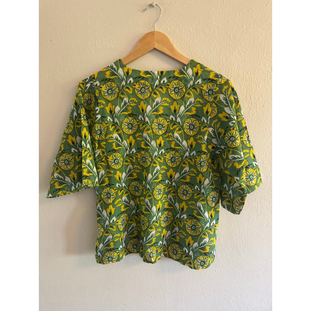 Roller Rabbit green floral blouse NWT - Picture 3 of 5